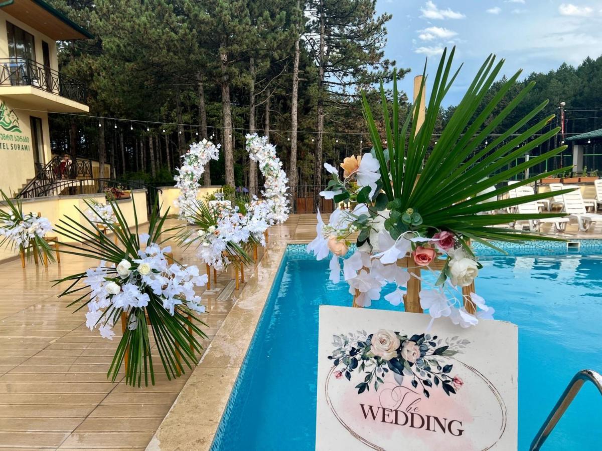Hotel Surami Εξωτερικό φωτογραφία